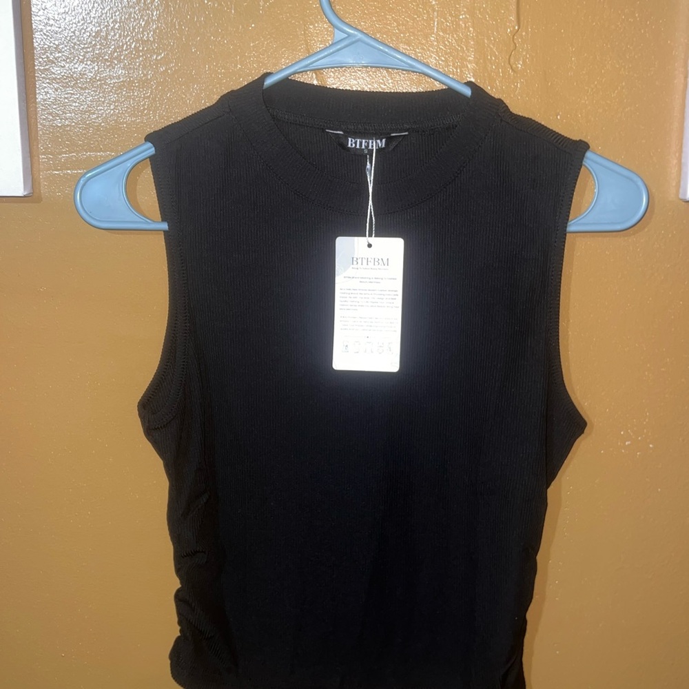 Black Sleeveless Top